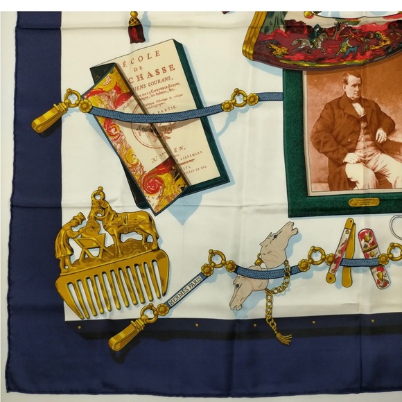 Hermes scarf Carre 90 Navy Blue Silk100% - Picture 4 of 7